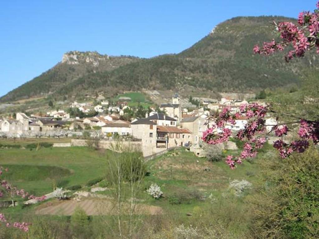 Villa Les Fleurs De Marie La Cresse Zimmer foto